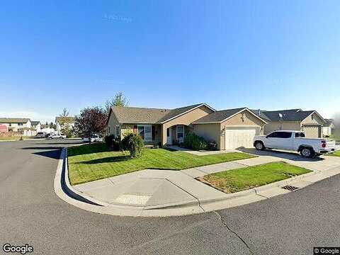 Camile, CHENEY, WA 99004