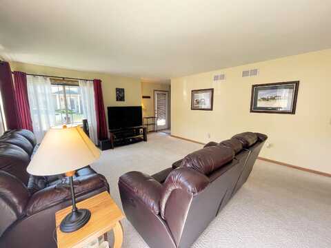 Lexington, OREGON, WI 53575
