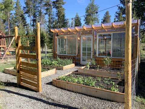 Mayfield, BEND, OR 97707