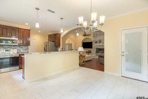 Lone Pine, BROWNSBORO, TX 75756