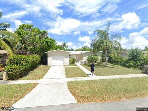 8Th, NORTH LAUDERDALE, FL 33068