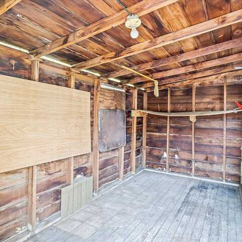 Pearl, MEDFORD, OR 97504