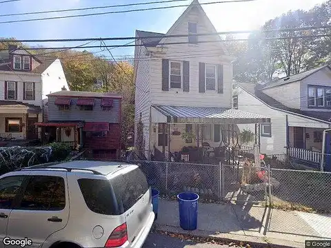 Woods Run, PITTSBURGH, PA 15212