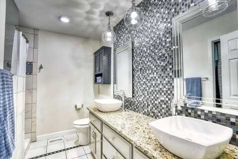 Miltons, CARTERSVILLE, GA 30120