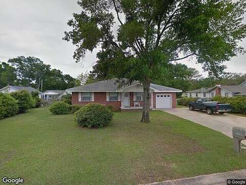 Avery, PENSACOLA, FL 32503
