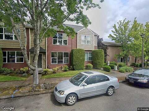 Beech, PORTLAND, OR 97230