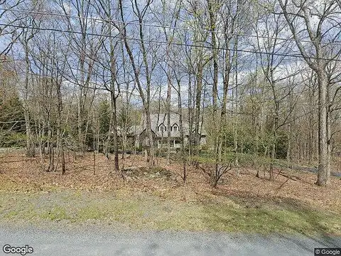 Dewberry, HAWLEY, PA 18428