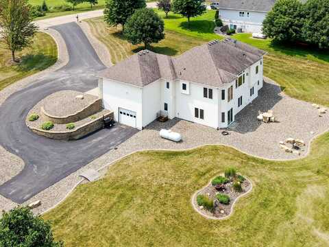 Bentley, FARMINGTON, MN 55024
