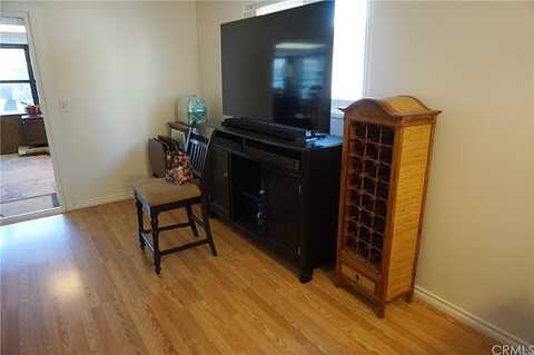 205Th, LAKEWOOD, CA 90715