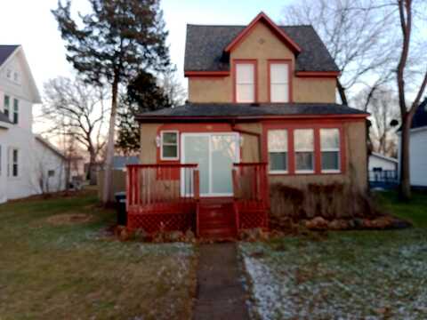 1St, LITTLE FALLS, MN 56345