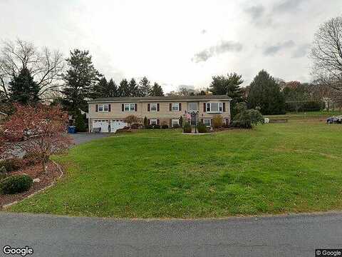 Donrene, MOUNT WOLF, PA 17347