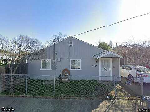 15Th, SACRAMENTO, CA 95822