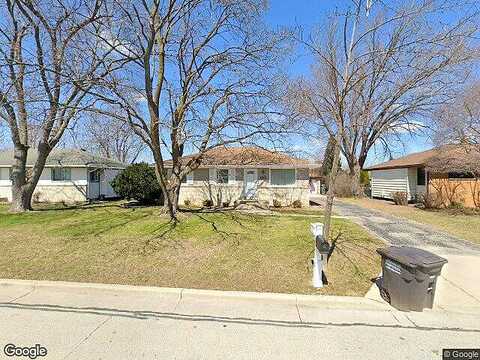 Waterford, MILWAUKEE, WI 53220