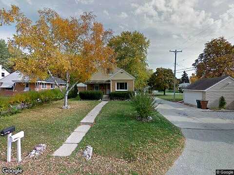 Willow Glen, MILWAUKEE, WI 53209