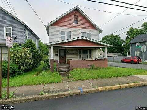 Courtland, EAST STROUDSBURG, PA 18301
