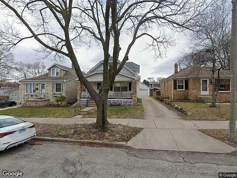 77Th, MILWAUKEE, WI 53214