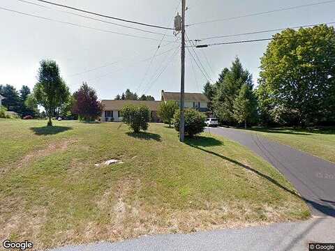 Kathy, LEBANON, PA 17042