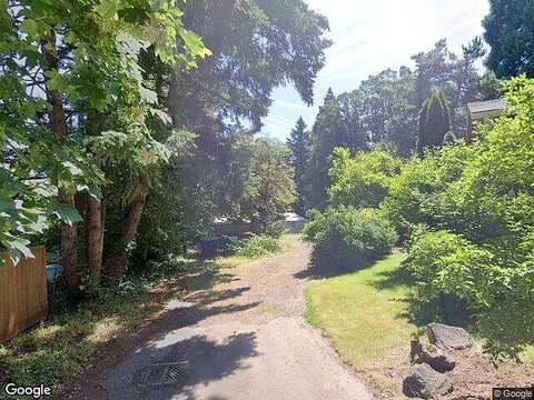 Underhill, WEST LINN, OR 97068