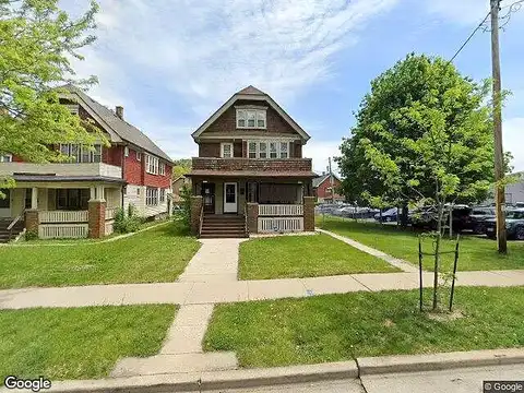 51St, MILWAUKEE, WI 53210