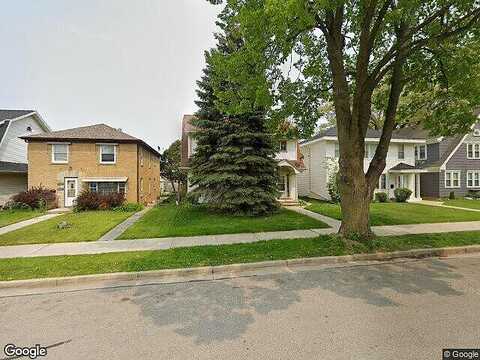 Blaine, RACINE, WI 53405
