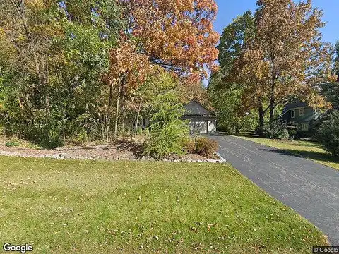Woodsview, SUSSEX, WI 53089
