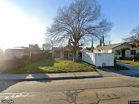 8Th, KERMAN, CA 93630
