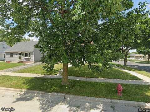 Holt, MILWAUKEE, WI 53219