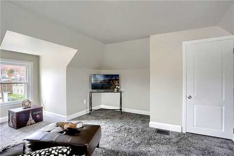 Line, ELLWOOD CITY, PA 16117