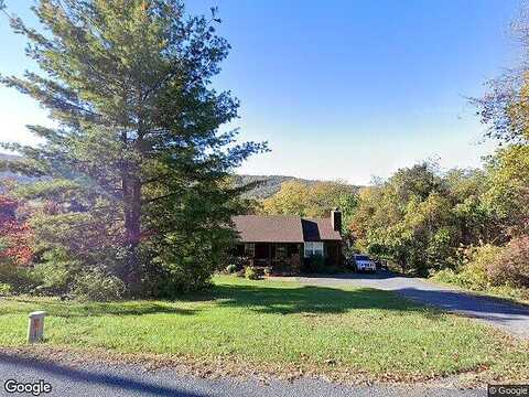 Apple Orchard, LINDEN, VA 22642