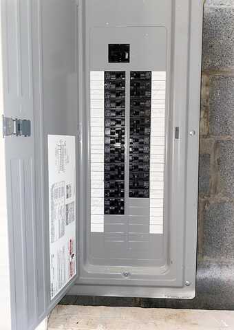 Marr, STAUNTON, VA 24401