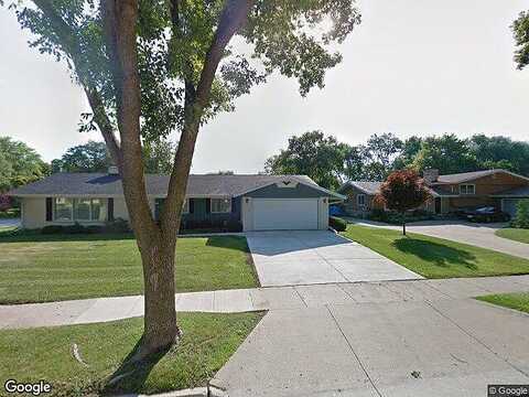 119Th, MILWAUKEE, WI 53227