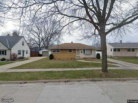 102Nd, MILWAUKEE, WI 53227