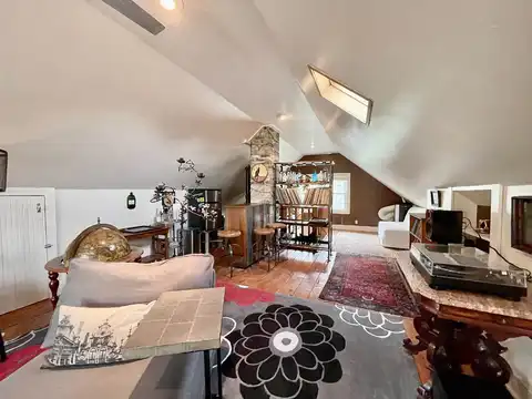 Mifflin, MADISON, WI 53704
