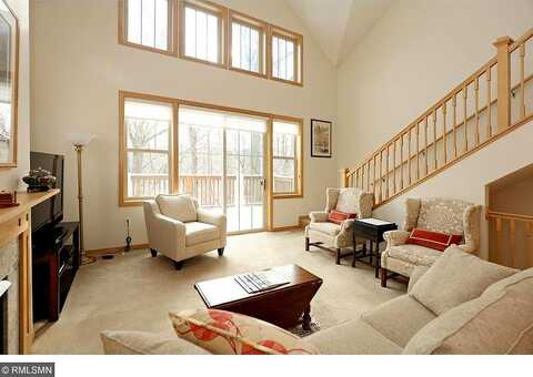 Village, MINNEAPOLIS, MN 55431