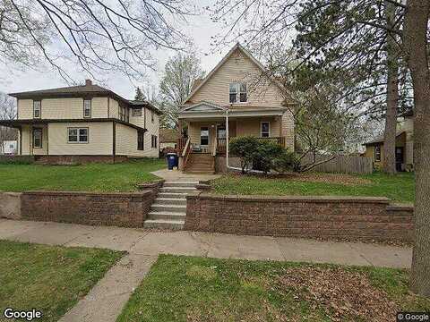 5Th, WAUSAU, WI 54401