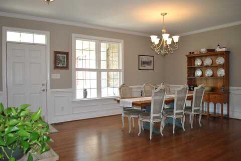 Eyles, WINCHESTER, VA 22603