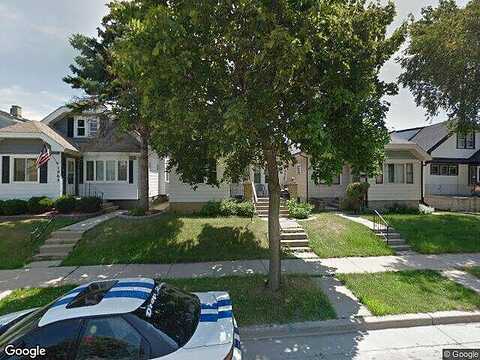72Nd, MILWAUKEE, WI 53219