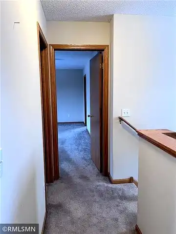 Philipp, SHAKOPEE, MN 55379