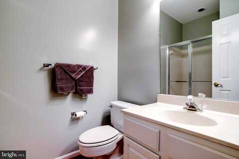 Aerie, MC LEAN, VA 22101
