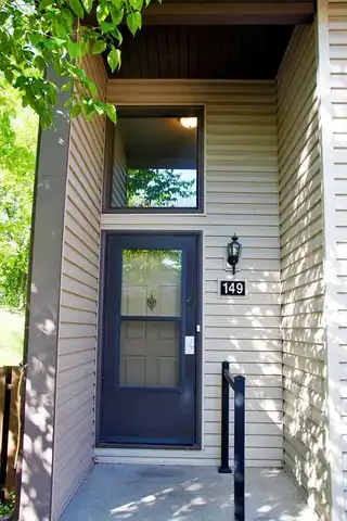 River Woods, BURNSVILLE, MN 55337
