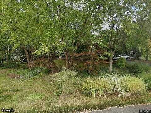 Morris Pond, LOCUST GROVE, VA 22508