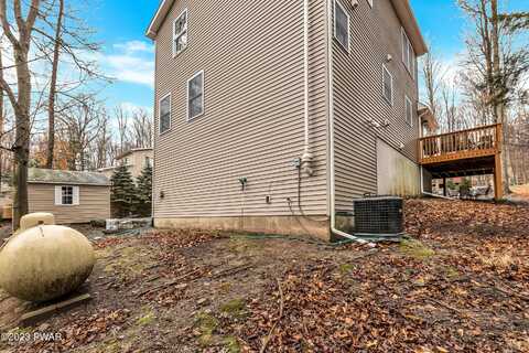 Commanche, LAKE ARIEL, PA 18436