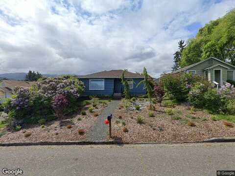 10Th, PORT ANGELES, WA 98363