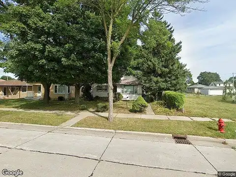 70Th, MILWAUKEE, WI 53218