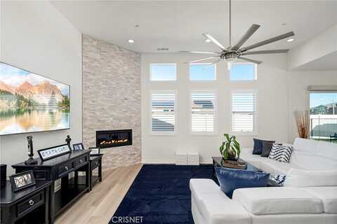Cristalino, PALMDALE, CA 93551