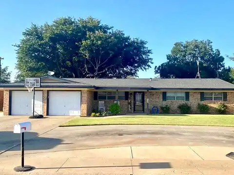 Redwood, LEVELLAND, TX 79336