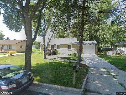 Birchwood, MILWAUKEE, WI 53221