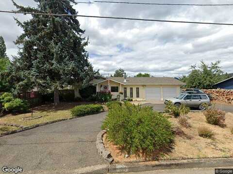 16Th, COTTAGE GROVE, OR 97424