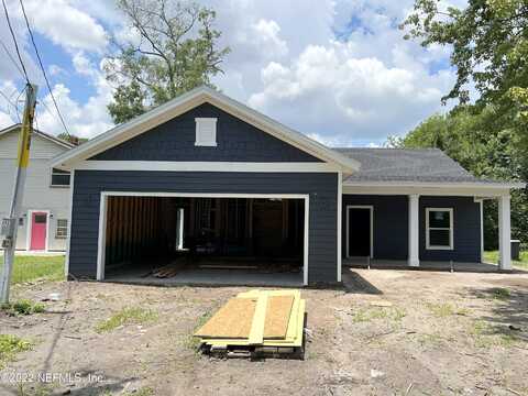 Chestnut, JACKSONVILLE, FL 32205