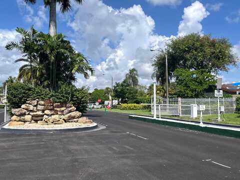 Las Verdes, DELRAY BEACH, FL 33484